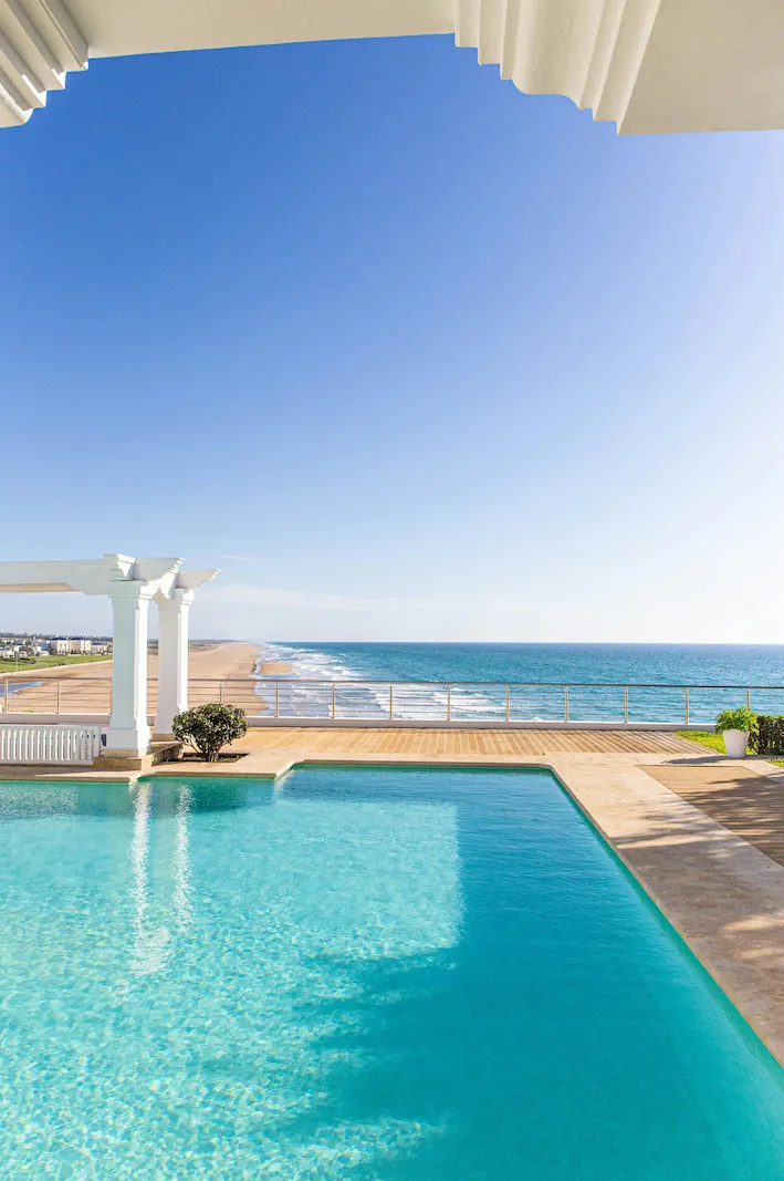 pexels-david-villanueva-11196986-23294296 (1)